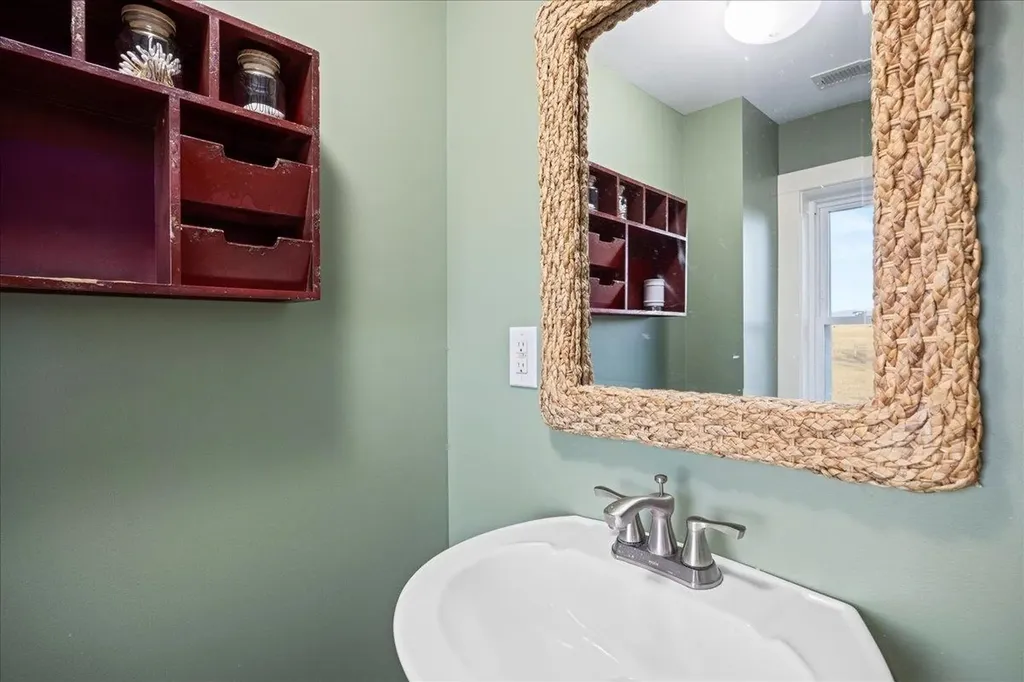 6772 South East Side Highway Elkton VA 22827