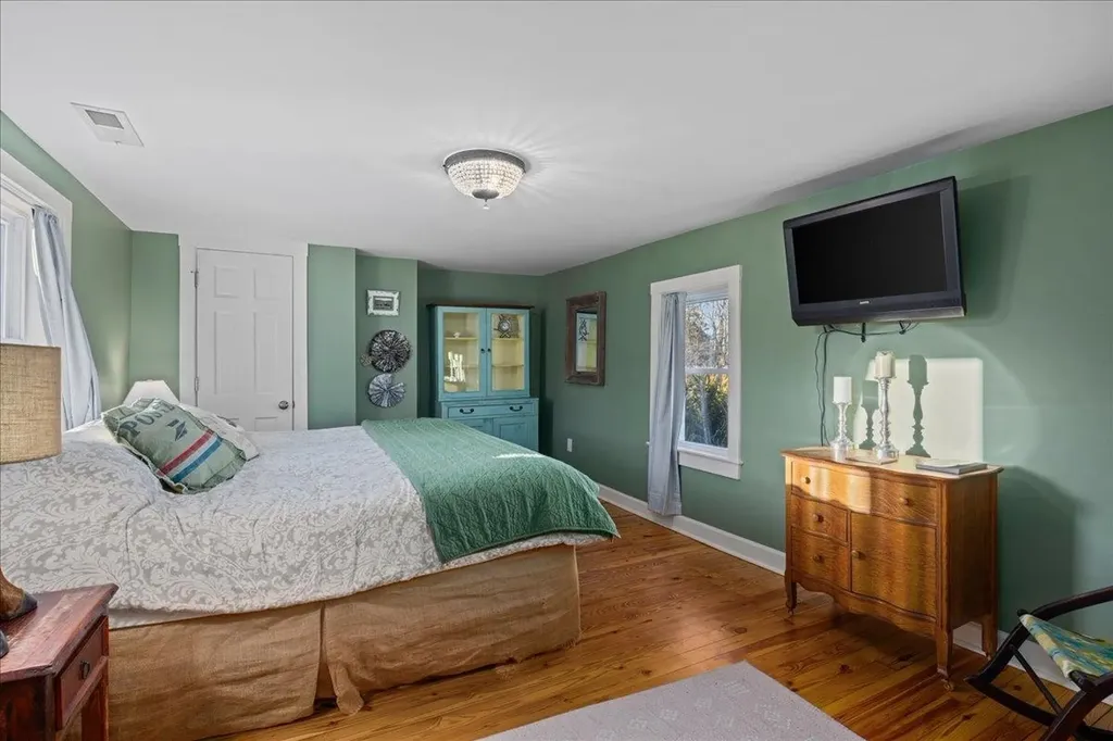 6772 South East Side Highway Elkton VA 22827