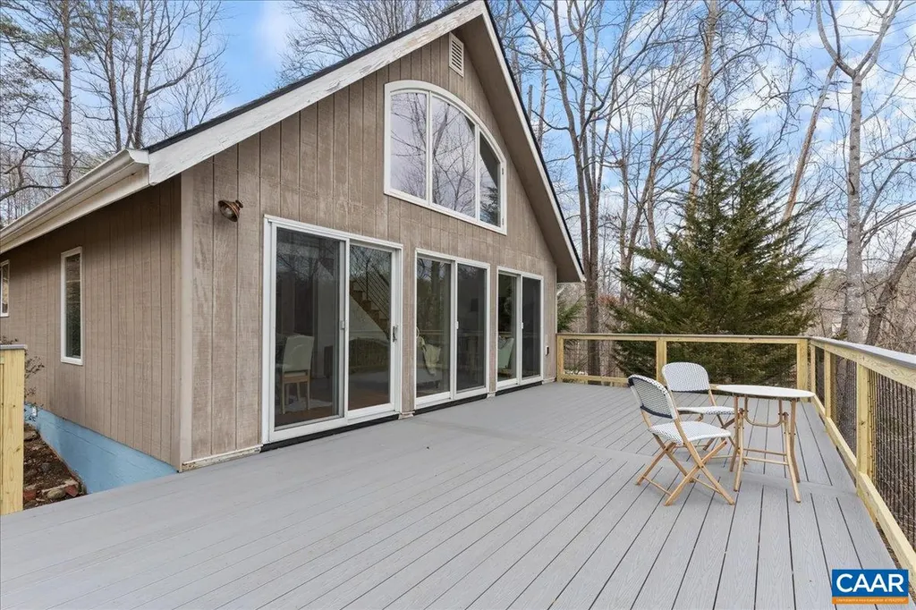 203 Logtrac Road Stanardsville VA 22973