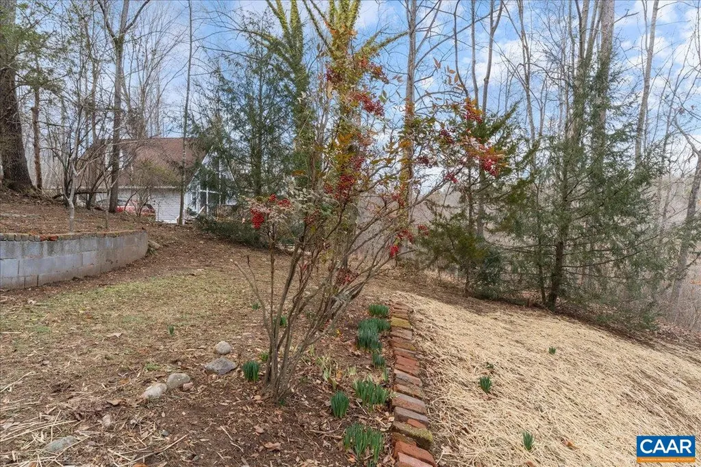 203 Logtrac Road Stanardsville VA 22973