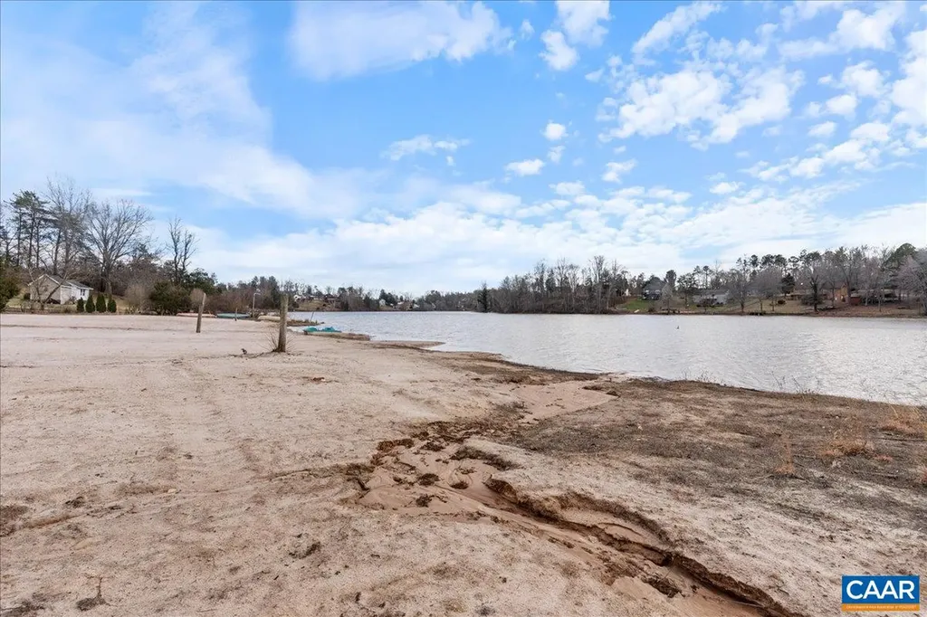 203 Logtrac Road Stanardsville VA 22973