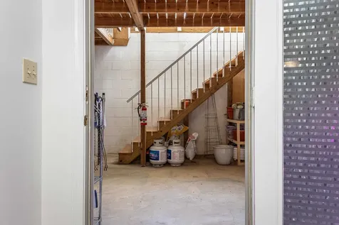 387 Mount Crawford Avenue Bridgewater VA 22812