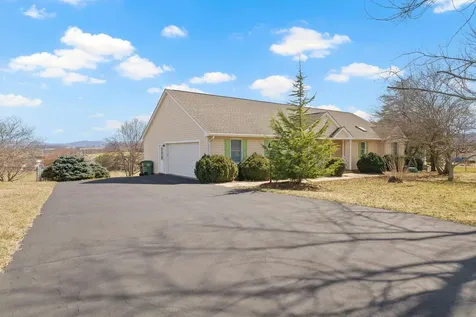 328 Westminister Drive Fishersville VA 22939