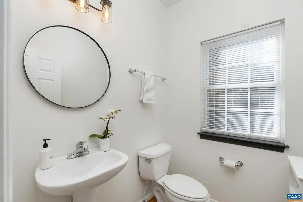 57 Pounding Branch Road Afton VA 22920