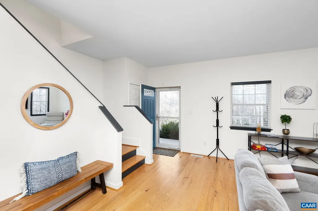 57 Pounding Branch Road Afton VA 22920