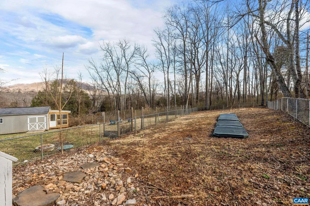 57 Pounding Branch Road Afton VA 22920