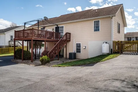 110 Lofton Drive Weyers Cave VA 24486