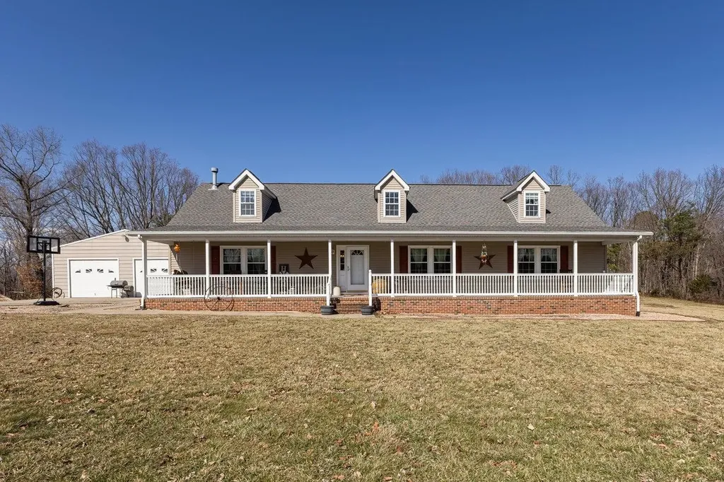 18785 Red Brush Road Elkton VA 22827