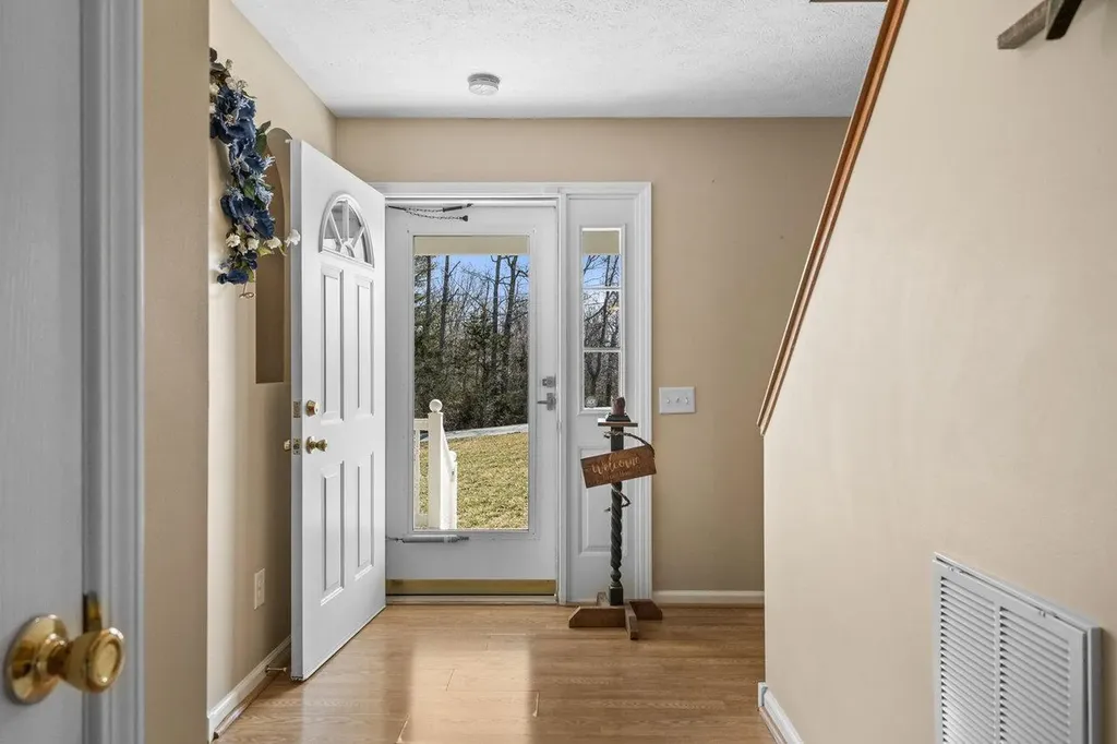 18785 Red Brush Road Elkton VA 22827