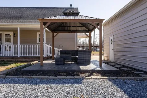 18785 Red Brush Road Elkton VA 22827