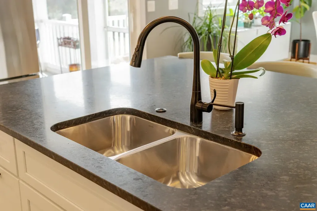 419 Lochlyn Hill Drive Charlottesville VA 22901