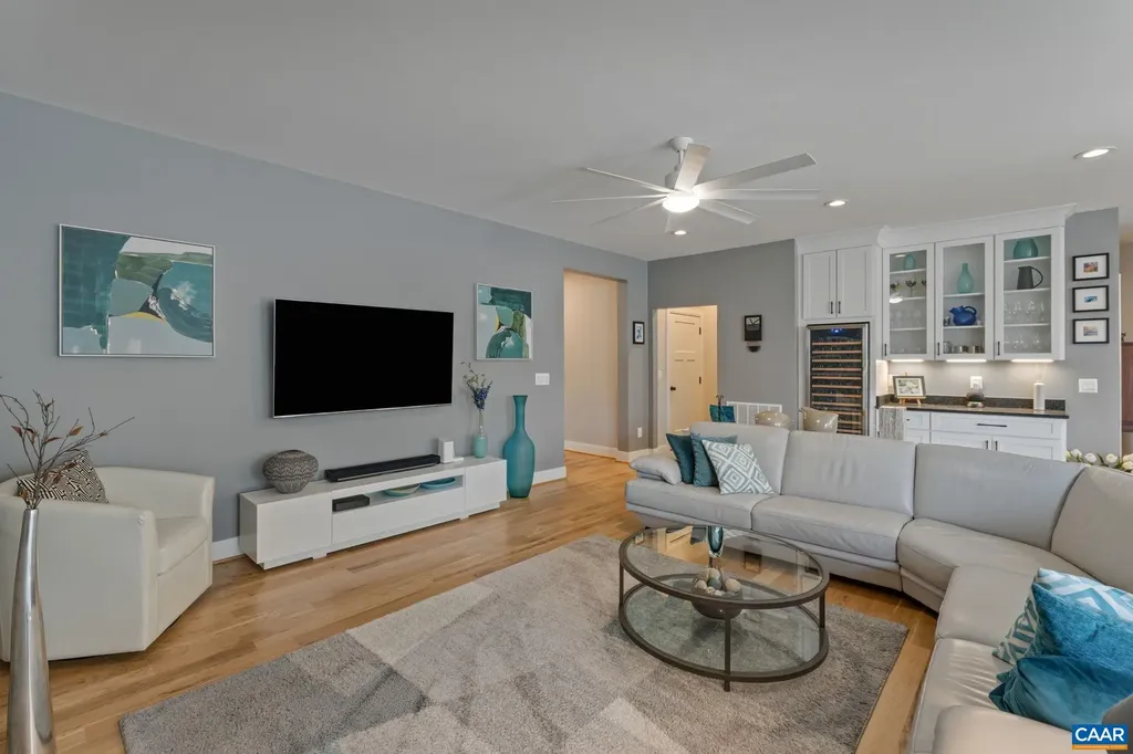 419 Lochlyn Hill Drive Charlottesville VA 22901