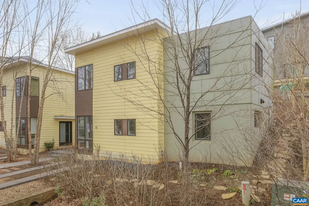 111 Riverbluff Circle Charlottesville VA 22902