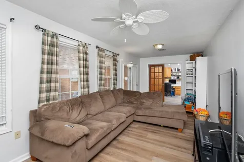 2208 Davis Road Waynesboro VA 22980