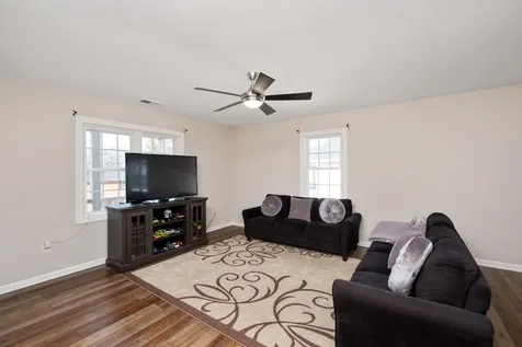 1016 Albemarle Avenue Waynesboro VA 22980