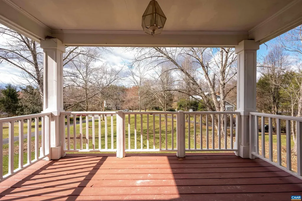 2180 Meadowfield Way Charlottesville VA 22911