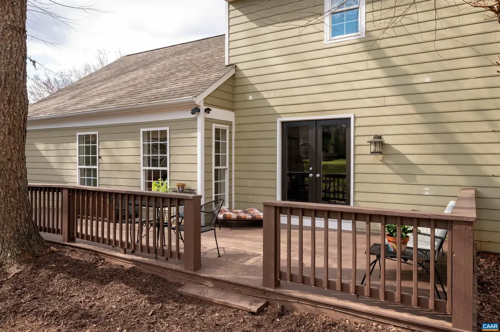 2180 Meadowfield Way Charlottesville VA 22911