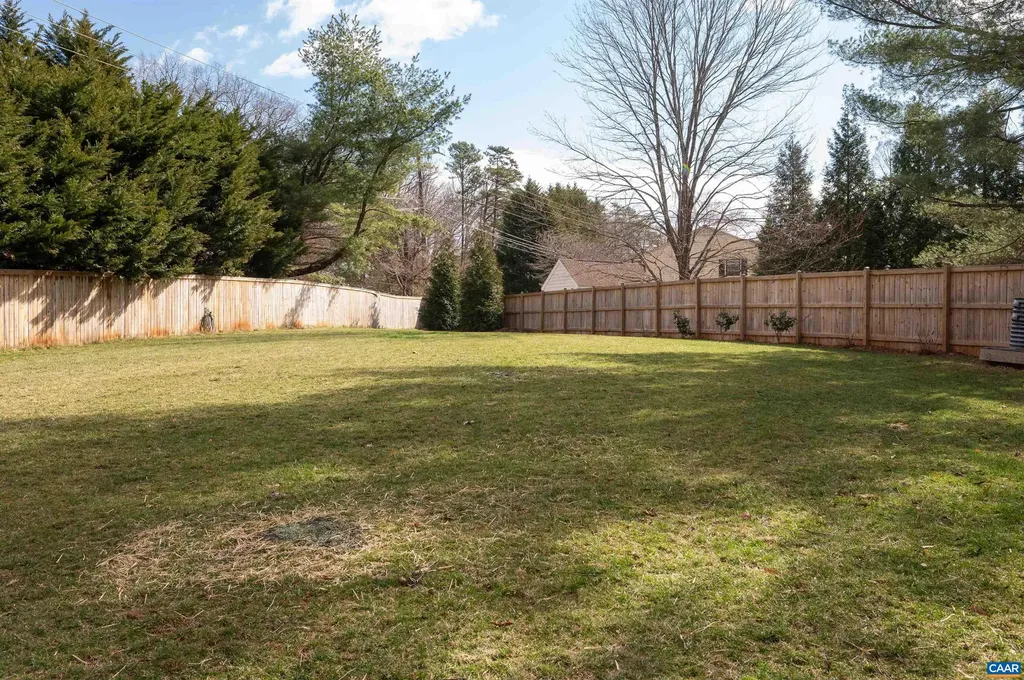 2180 Meadowfield Way Charlottesville VA 22911