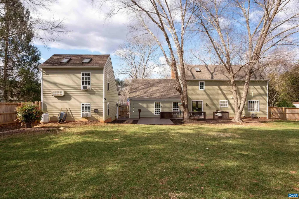 2180 Meadowfield Way Charlottesville VA 22911