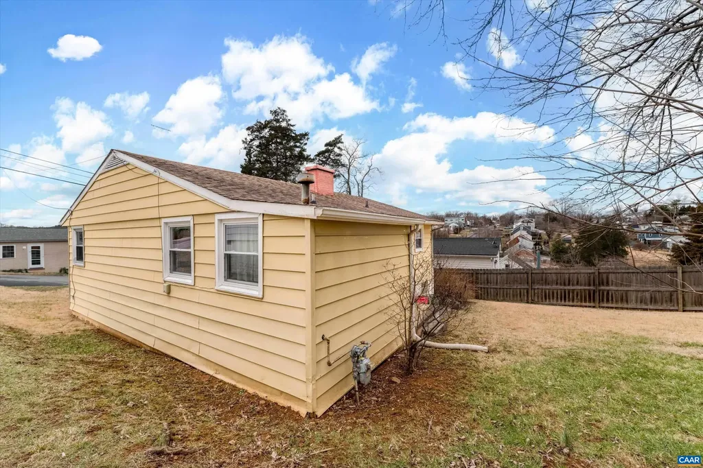 1003 Druid Avenue Charlottesville VA 22902