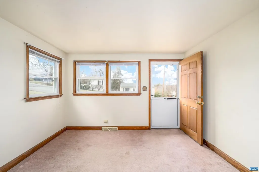 1003 Druid Avenue Charlottesville VA 22902