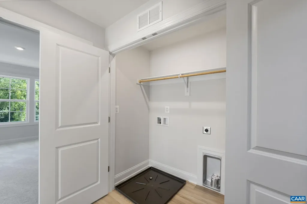 37 Farrow Circle Charlottesville VA 22901