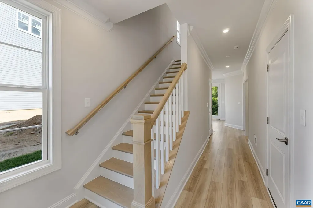 37 Farrow Circle Charlottesville VA 22901