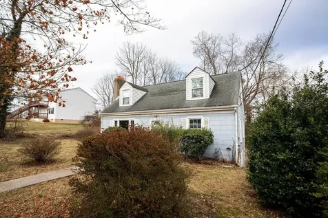255 Elizabeth Avenue Waynesboro VA 22980