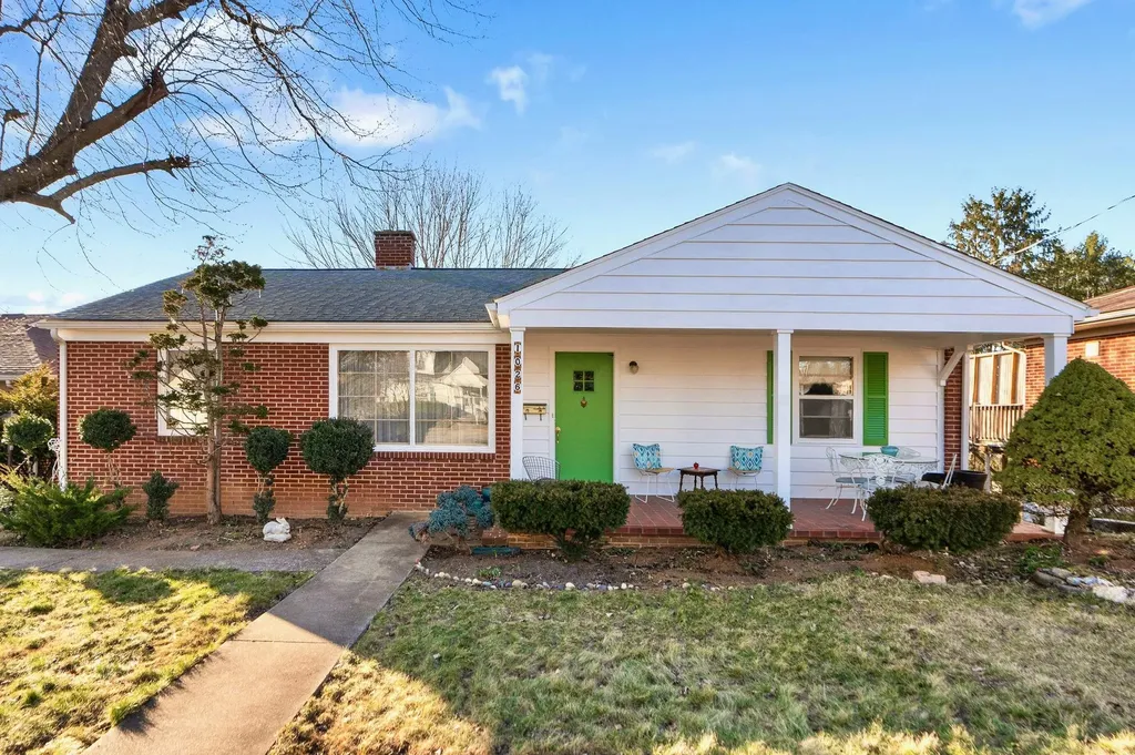 1026 Selma Boulevard Staunton VA 24401