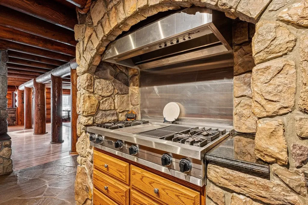 370 Bruins Run Elkton VA 22827