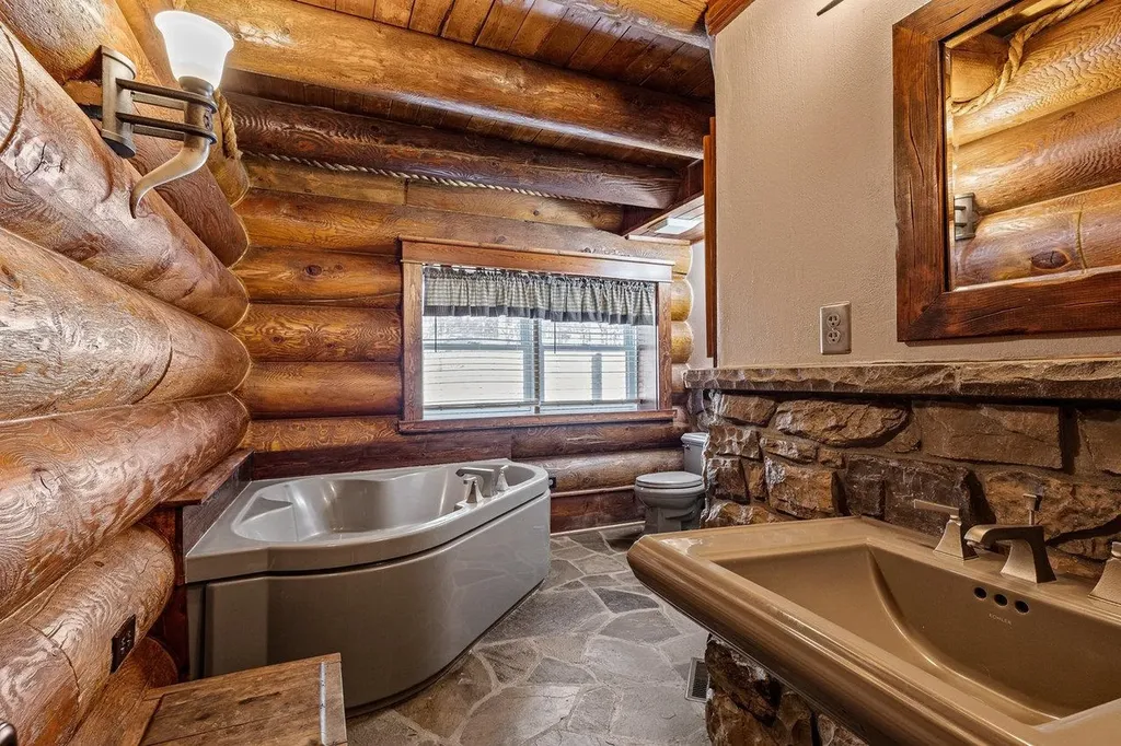 370 Bruins Run Elkton VA 22827