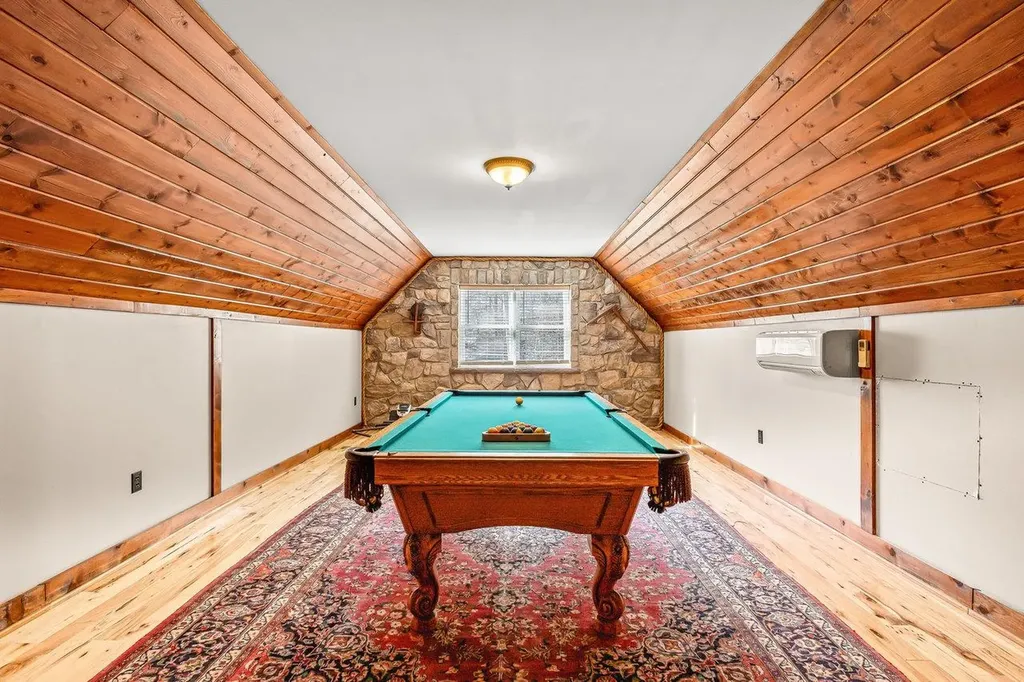 370 Bruins Run Elkton VA 22827