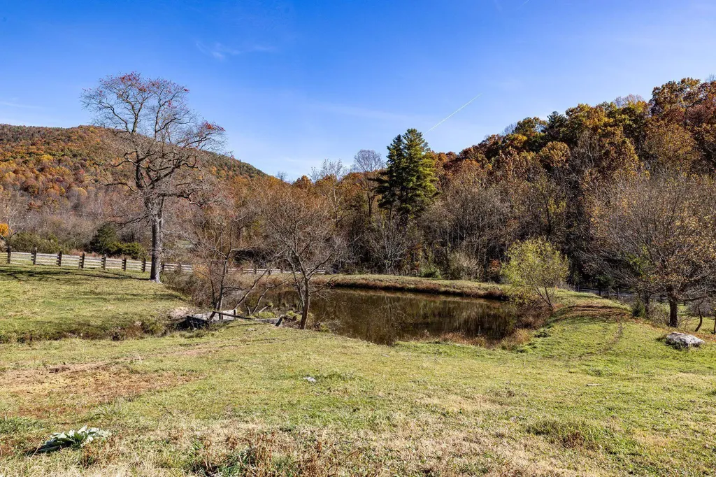 370 Bruins Run Elkton VA 22827