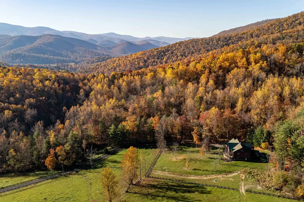 370 Bruins Run Elkton VA 22827