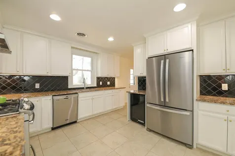 304 Valley View Drive Staunton VA 24401