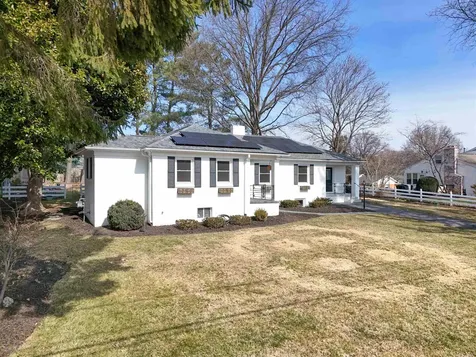 304 Valley View Drive Staunton VA 24401