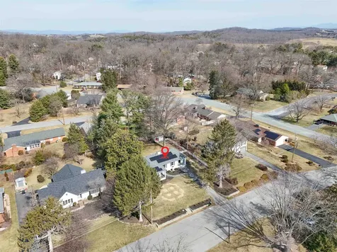 304 Valley View Drive Staunton VA 24401