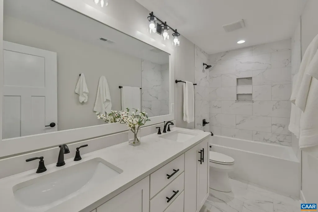 5608 Park Road Crozet VA 22932