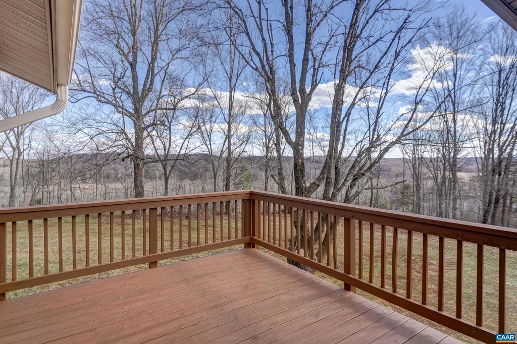 3133 James River Road Howardsville VA 24562