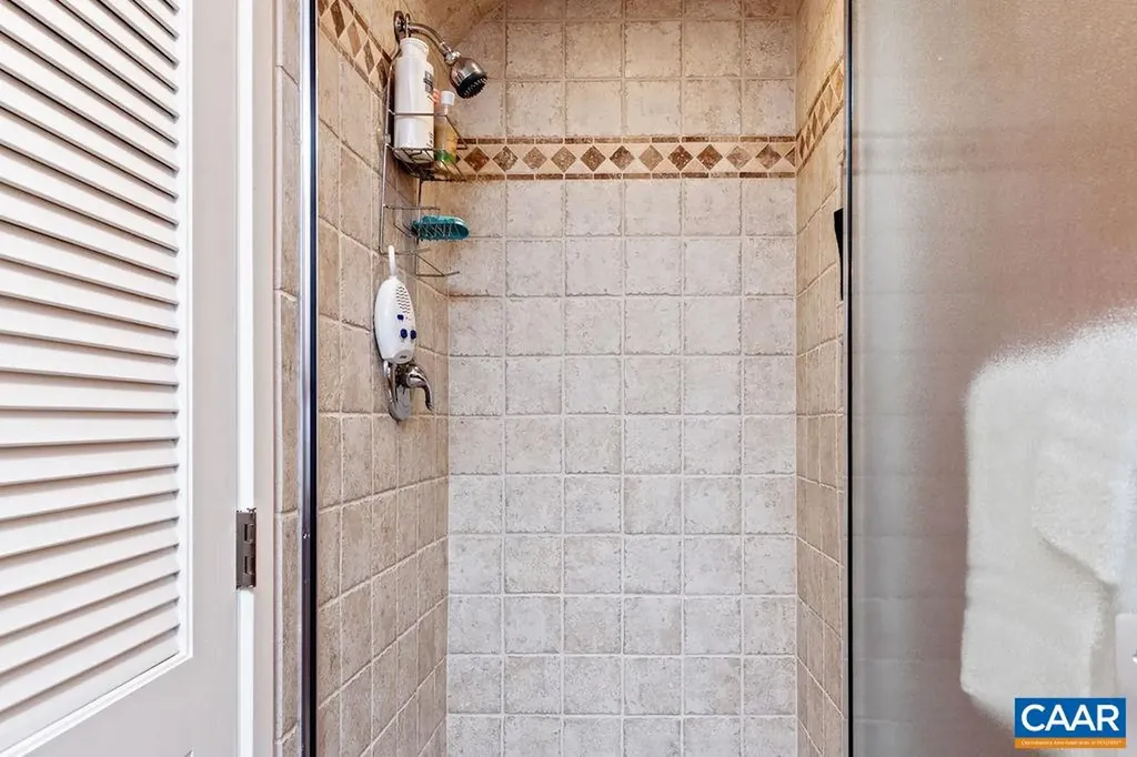 947 Diamond Hill Condos Roseland VA 22967