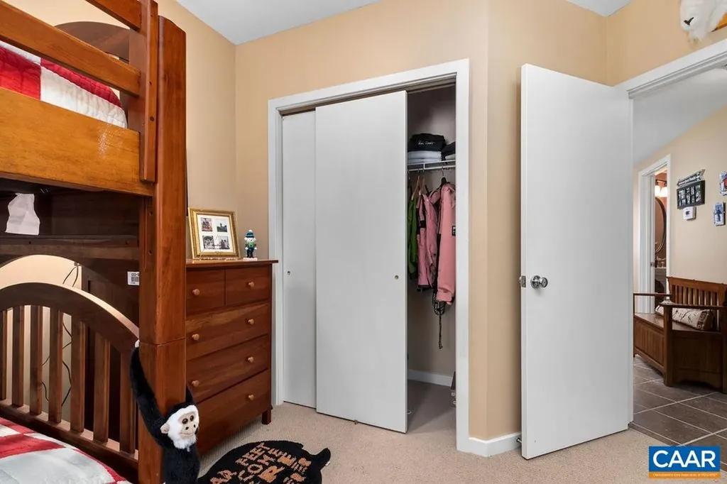 947 Diamond Hill Condos Roseland VA 22967