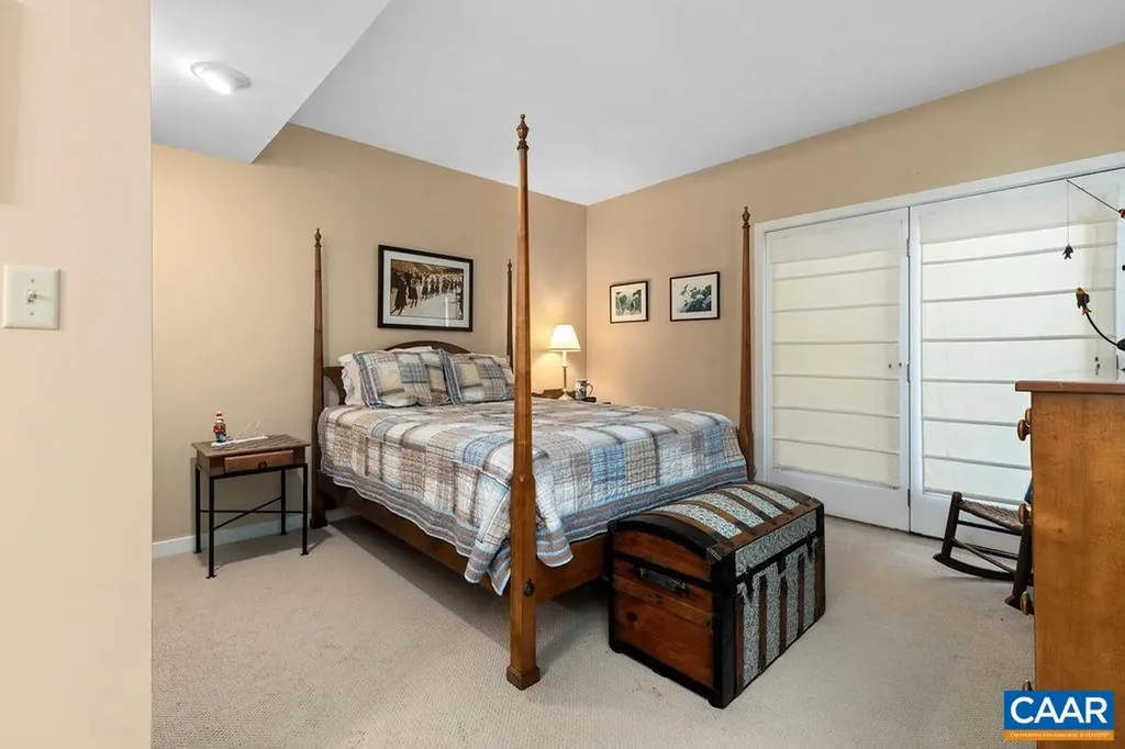 947 Diamond Hill Condos Roseland VA 22967