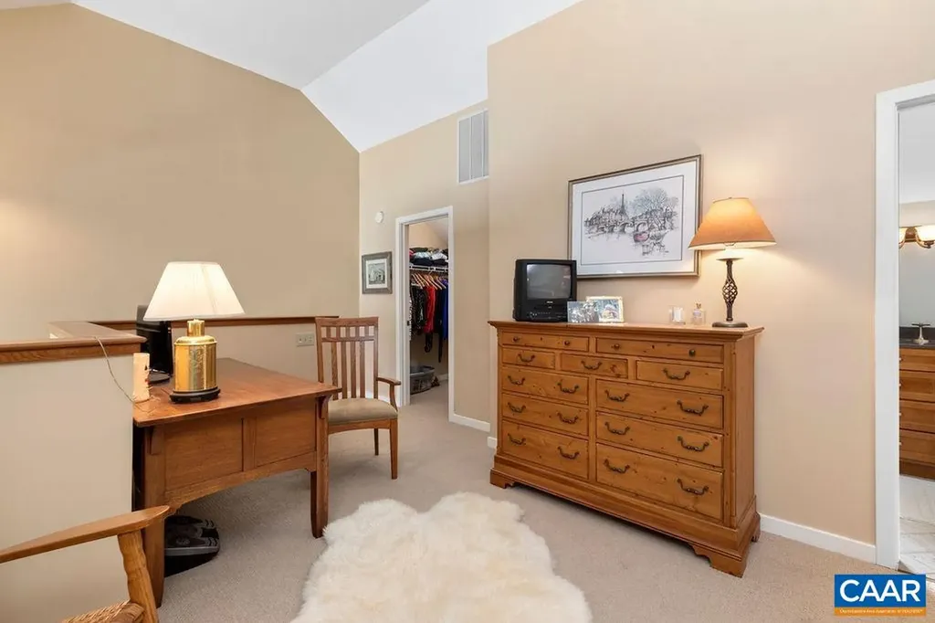 947 Diamond Hill Condos Roseland VA 22967