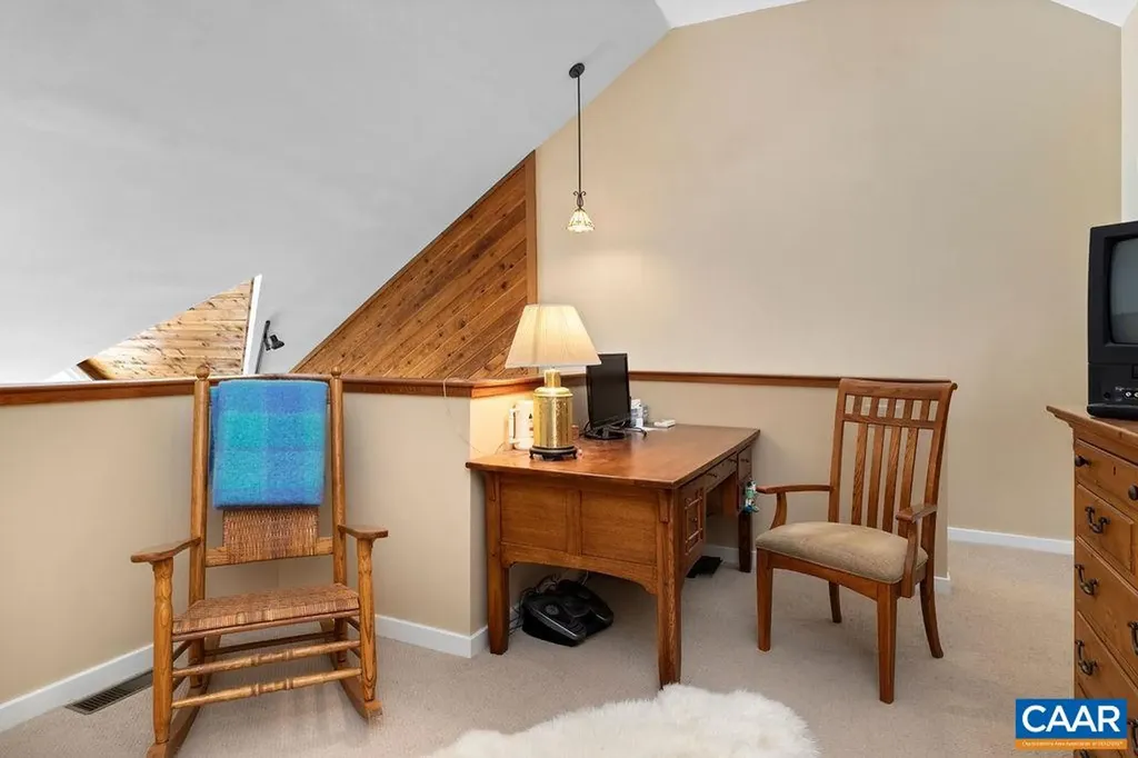 947 Diamond Hill Condos Roseland VA 22967