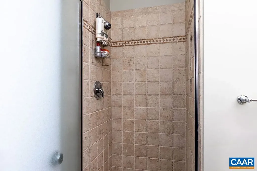 947 Diamond Hill Condos Roseland VA 22967