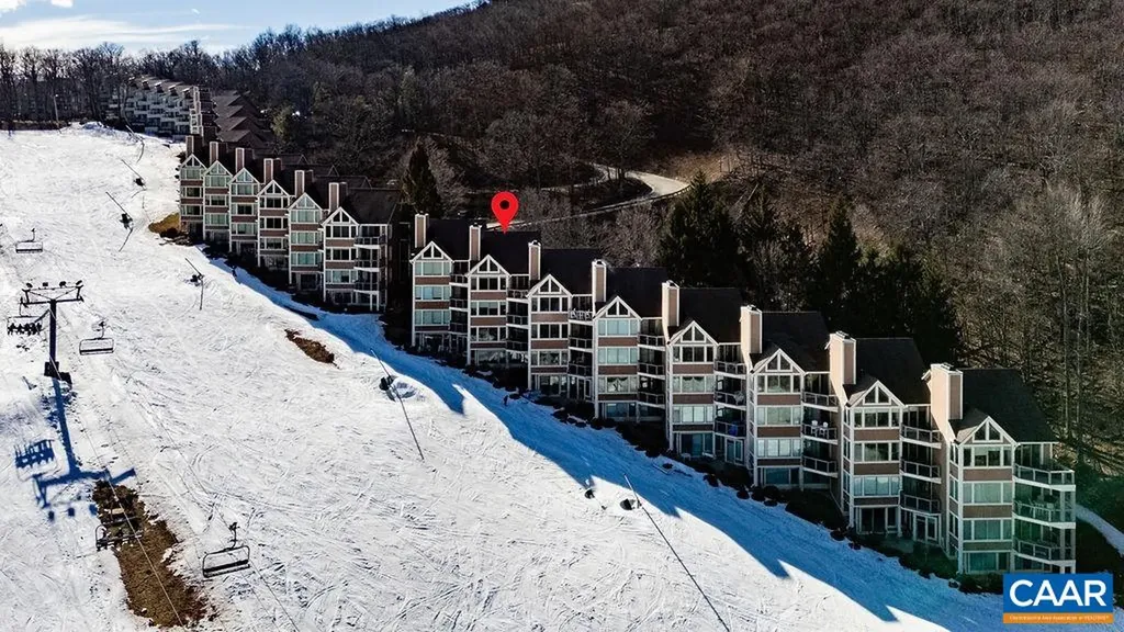 947 Diamond Hill Condos Roseland VA 22967