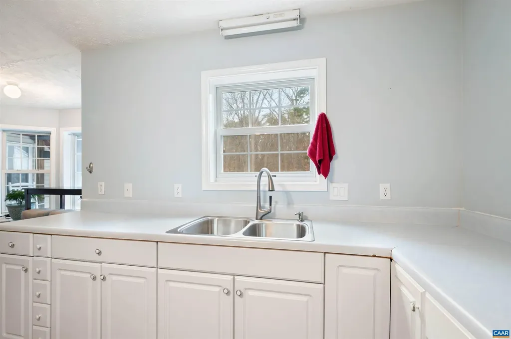 2691 Kendalwood Lane Charlottesville VA 22911