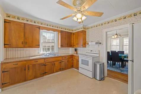 570 Mason Street Dayton VA 22821
