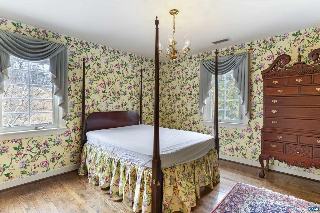 1789 Stony Point Road Charlottesville VA 22911