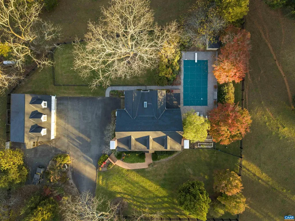 1789 Stony Point Road Charlottesville VA 22911